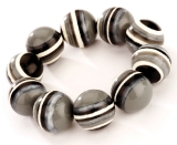 Ball bracelet grey, white & black