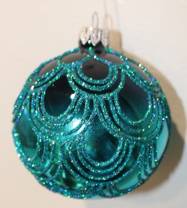 graduated-turquoise-glass-ball-w-turquoise-glitter